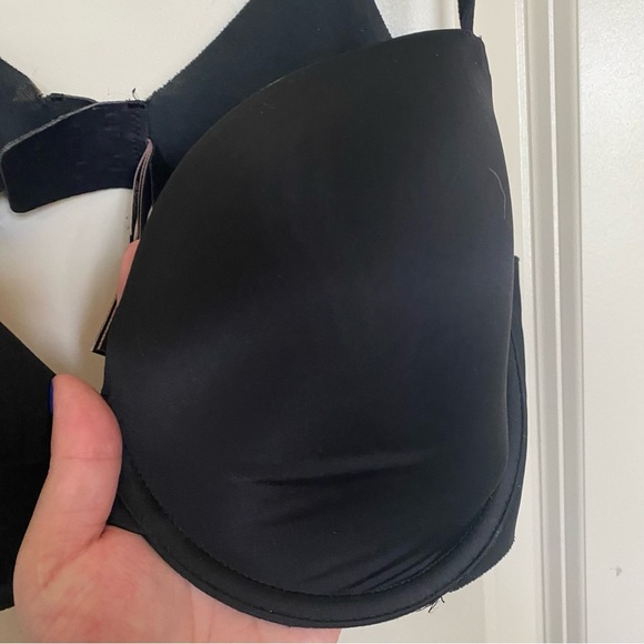 Black Victoria’s Secret Demi no padding bra size 38C - Picture 5 of 5